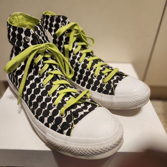 Converse All Star x Marimekko B/W Polka Dot High Top Womens Sneakers Sz.10 $160 - Picture 2 of 12
